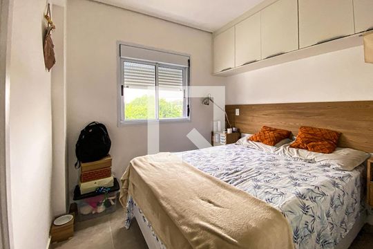 Quarto de apartamento para alugar com 1 quarto, 28m² em Jardim Trussardi, São Paulo