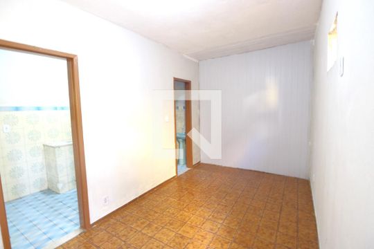 Kitnet/Studio para alugar com 1 quarto, 24m² em Irajá, Rio de Janeiro