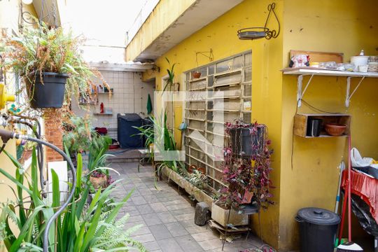 Área comum de casa à venda com 3 quartos, 260m² em Centro, Osasco
