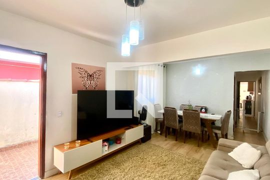 Sala 1 de casa à venda com 3 quartos, 346m² em Vila Invernada, São Paulo