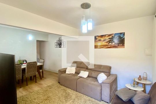 Casa à venda com 3 quartos, 346m² em Vila Invernada, São Paulo