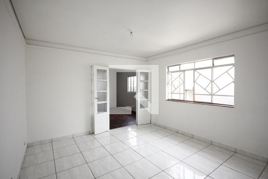 Casa à venda com 6 quartos, 232m² em Jardim da Glória, São Paulo