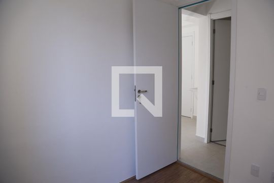 Quarto 1 de apartamento à venda com 2 quartos, 32m² em Piqueri, São Paulo