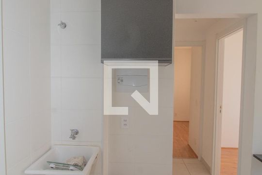 Área de Serviço de apartamento para alugar com 2 quartos, 32m² em Vila Ema, São Paulo