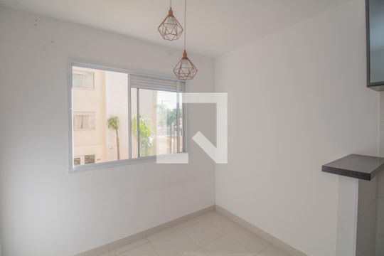 Sala de apartamento para alugar com 2 quartos, 32m² em Vila Ema, São Paulo