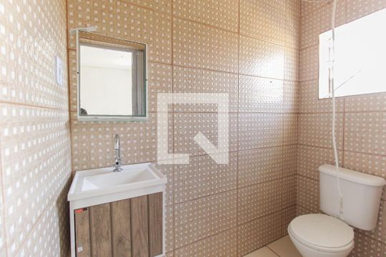 Banheiro da Suíte de casa para alugar com 2 quartos, 158m² em Itaquera, São Paulo