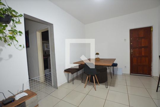 Sala de apartamento à venda com 3 quartos, 80m² em Irajá, Rio de Janeiro