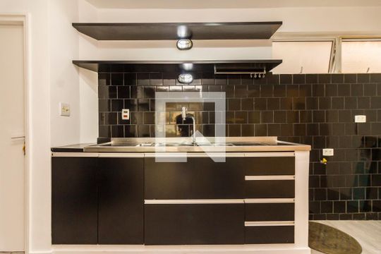 Cozinha de apartamento para alugar com 2 quartos, 91m² em Jardim Paulista, São Paulo