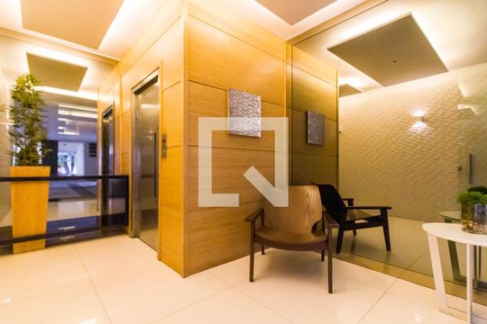 Hall de entrada de apartamento para alugar com 2 quartos, 91m² em Jardim Paulista, São Paulo