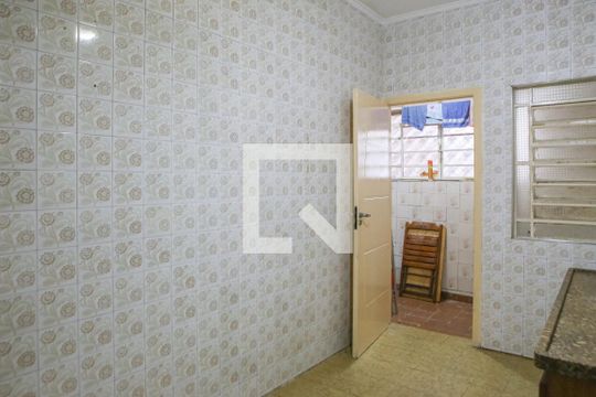 Cozinha e Área de Serviço de apartamento à venda com 2 quartos, 52m² em Perdizes, São Paulo