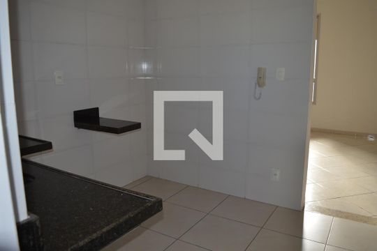 Cozinha de apartamento à venda com 2 quartos, 50m² em Arvoredo Ii, Contagem