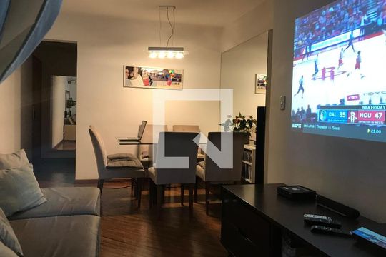 Sala de apartamento à venda com 2 quartos, 68m² em Vila São José, São Paulo