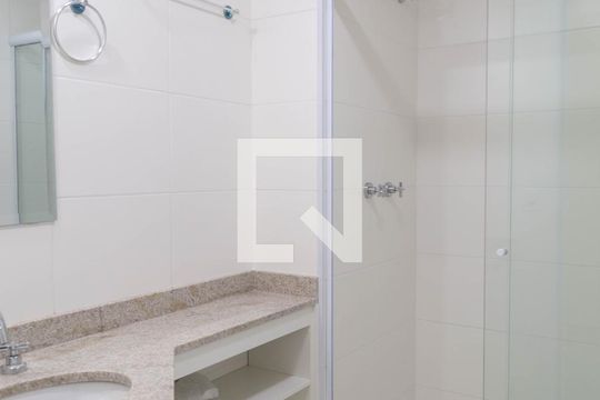 Banheiro de kitnet/studio para alugar com 1 quarto, 40m² em Vila Camargos, Guarulhos