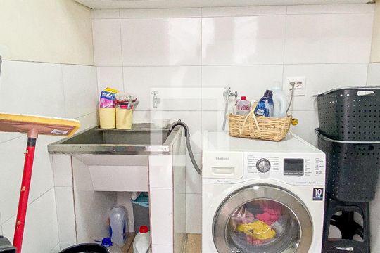 Área de Serviço de casa à venda com 4 quartos, 270m² em Vila Alpina, Santo André