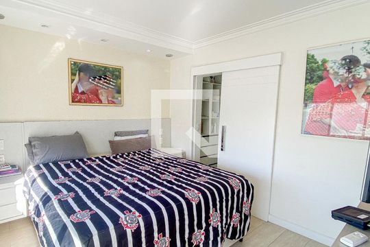 Suíte 1 de casa à venda com 4 quartos, 270m² em Vila Alpina, Santo André