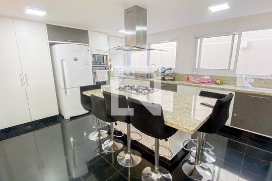 Cozinha de casa à venda com 4 quartos, 270m² em Vila Alpina, Santo André