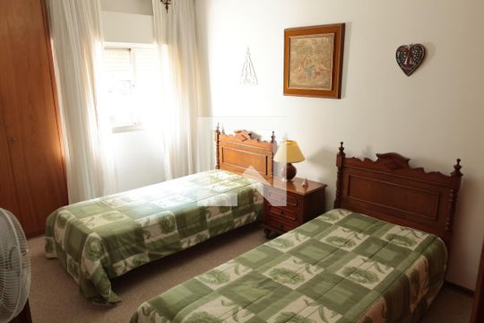 Quarto 1 de apartamento à venda com 3 quartos, 198m² em Vila Uberabinha, São Paulo
