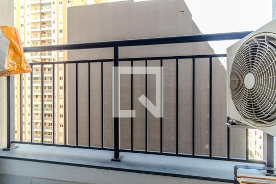 Varanda de apartamento à venda com 1 quarto, 28m² em República, São Paulo
