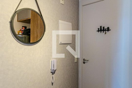Entrada de apartamento à venda com 1 quarto, 28m² em República, São Paulo