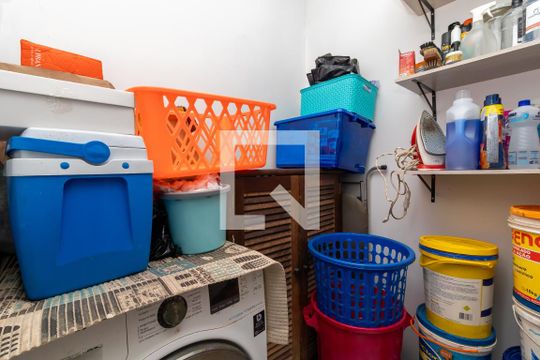 Quarto de Serviço de casa à venda com 3 quartos, 200m² em Vila Dom Pedro Ii, São Paulo