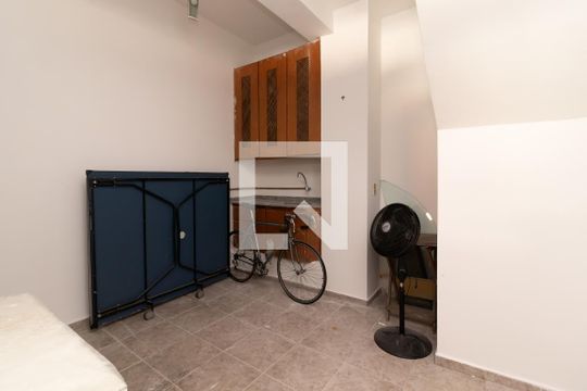 Garagem - Depósito de casa à venda com 3 quartos, 200m² em Vila Dom Pedro Ii, São Paulo