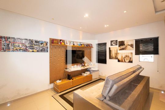 Sala de casa à venda com 2 quartos, 120m² em Chácara Califórnia, São Paulo