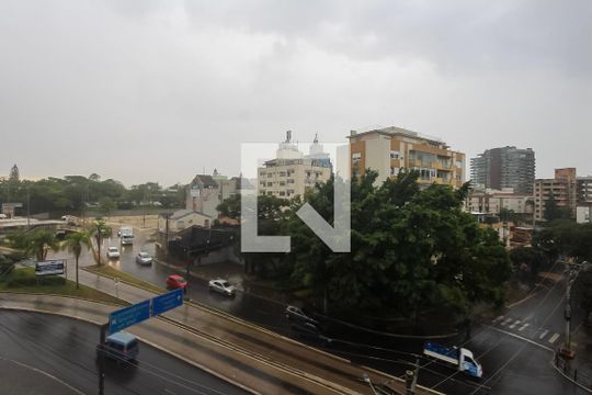 Vista de apartamento para alugar com 1 quarto, 55m² em Petrópolis, Porto Alegre