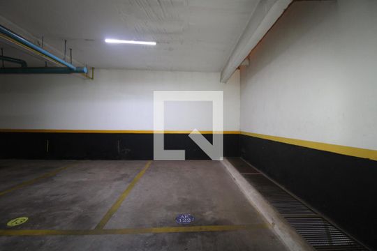 Vaga de Garagem de apartamento à venda com 1 quarto, 55m² em Cambuí, Campinas