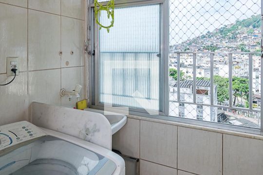 Área de Serviço de apartamento à venda com 2 quartos, 55m² em Olaria, Rio de Janeiro