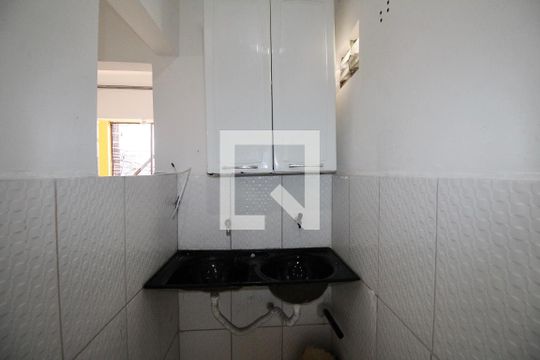 Cozinha e Área de Serviço de casa para alugar com 2 quartos, 80m² em Tororo, Salvador