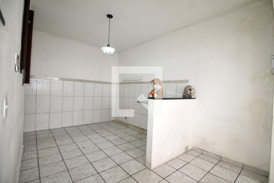 Cozinha e Área de Serviço de casa para alugar com 2 quartos, 80m² em Tororo, Salvador