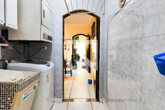 Área de Serviço de casa à venda com 3 quartos, 200m² em Parque Erasmo Assunção, Santo André