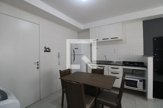 Cozinha de apartamento à venda com 1 quarto, 31m² em Jardim Cidalia, São Paulo