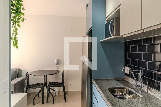 Cozinha de apartamento à venda com 1 quarto, 25m² em Vila Buarque, São Paulo