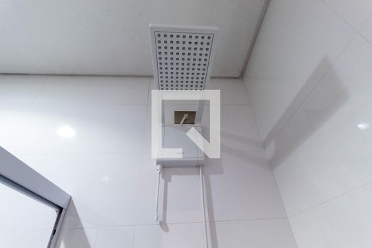 Chuveiro de casa à venda com 3 quartos, 120m² em Vila Santana, São Paulo