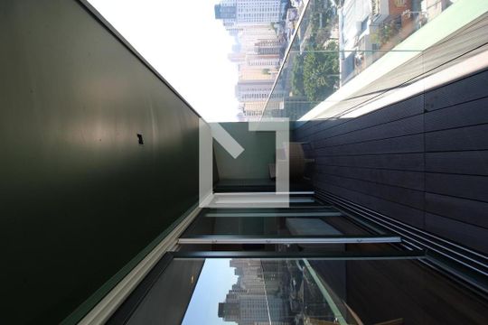 Varanda de apartamento para alugar com 1 quarto, 85m² em Vila Olímpia, São Paulo