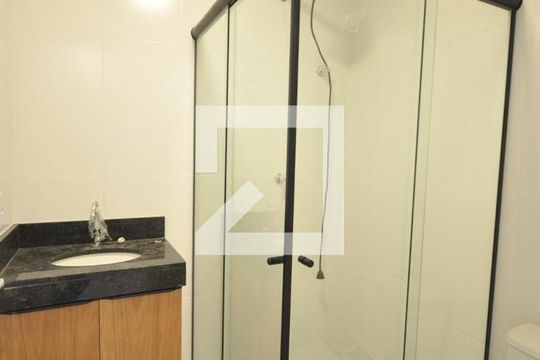 Banheiro de apartamento à venda com 1 quarto, 25m² em Vila Gustavo, São Paulo