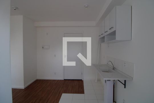 Cozinha de apartamento à venda com 2 quartos, 36m² em Vila Socorro, São Paulo