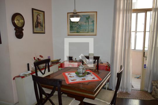 Sala de apartamento à venda com 4 quartos, 135m² em Vila Mariana, São Paulo