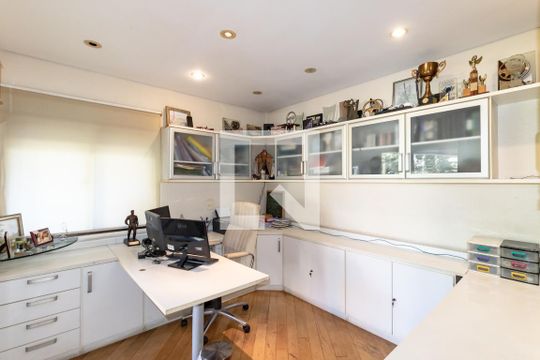 Escritório de apartamento à venda com 4 quartos, 228m² em Planalto Paulista, São Paulo
