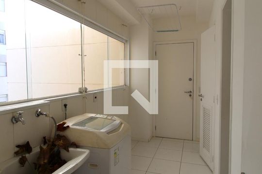 Área de Serviço de apartamento à venda com 3 quartos, 200m² em Vila Olímpia, São Paulo