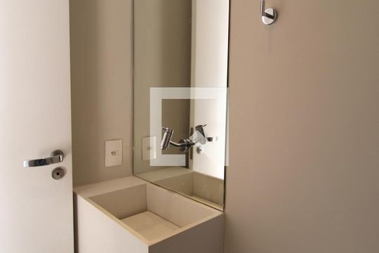 Lavabo de apartamento à venda com 3 quartos, 200m² em Vila Olímpia, São Paulo