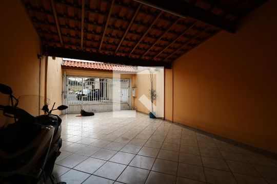 Garagem de casa à venda com 3 quartos, 192m² em Vila Humaitá, Santo André