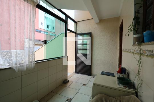 Área de Serviço de casa à venda com 3 quartos, 192m² em Vila Humaitá, Santo André