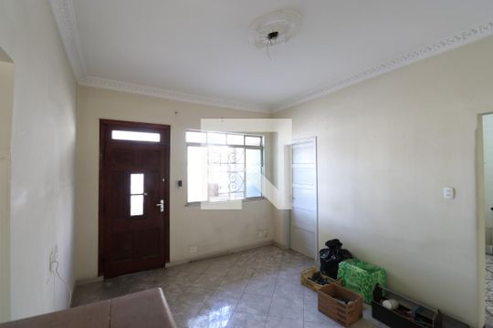 Sala de casa à venda com 3 quartos, 85m² em Água Branca, São Paulo