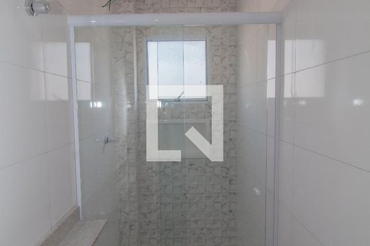 Banheiro de apartamento para alugar com 1 quarto, 35m² em Jardim Aricanduva, São Paulo