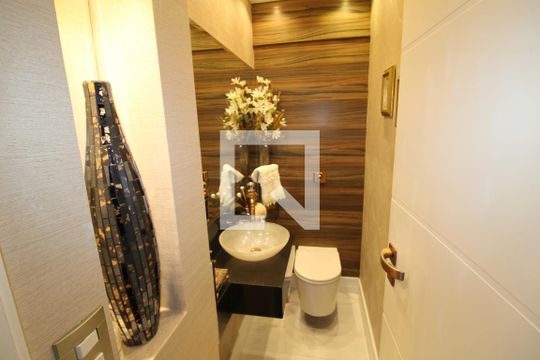 Lavabo de apartamento à venda com 4 quartos, 237m² em Água Fria, São Paulo