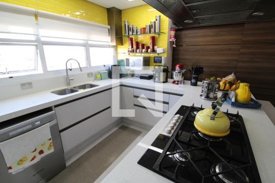 Cozinha de apartamento à venda com 4 quartos, 237m² em Água Fria, São Paulo