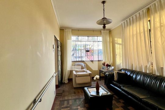 sala  de casa à venda com 4 quartos, 152m² em Santa Tereza, Belo Horizonte