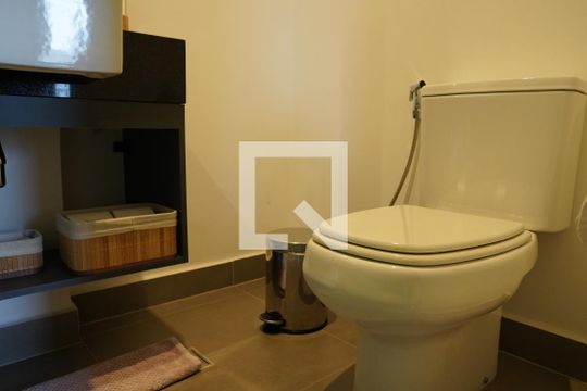Banheiro de apartamento à venda com 1 quarto, 31m² em Cerqueira César, São Paulo